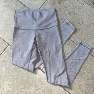Lululemon Wunder Under Gray White Zig Zag 6